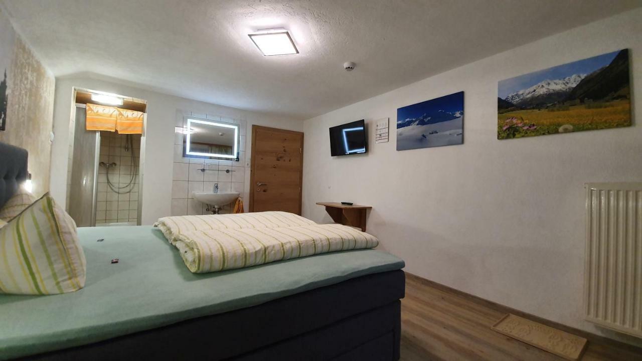 Gasthof Pension Santeler Sankt Leonhard im Pitztal Exteriér fotografie